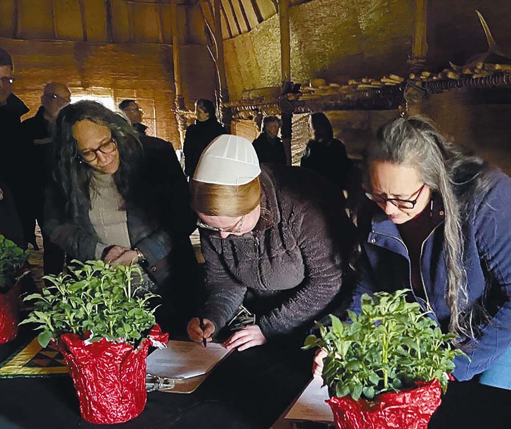 1719 museum/lancaster longhouse